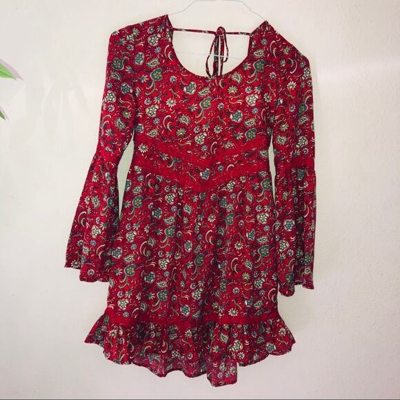 Band of Gypsies Red Lace Bell sleeve Mini Dress Size XS Floral Print - Picture 3 of 8